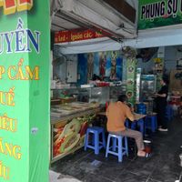 Looking in at Cơm Chay Diệu Huyền in Ho Chi Minh City