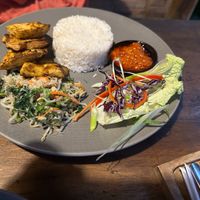 Grilled tofu with vegetables and steamed rice at Leker Life in Ubud