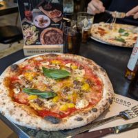 vegan pizza at Grosso Napoletano in Gijon