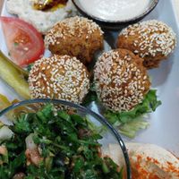 Assiette falafel (fully vegan) at Terrasse Beirut in Paris