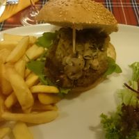 Vegetarian burger at Le Sherlock Holmes in Mons