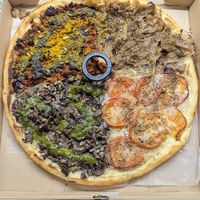 Pizza zone cuatro sabores at Pizza Vegana Belgrano / Núñez  in Buenos Aires