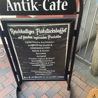 Übersicht  at Antik Café in Leer