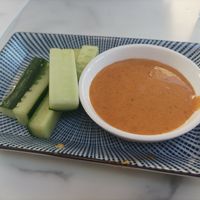 Concombre avec sauce végétarienne at Komichi in Pays De La Loire