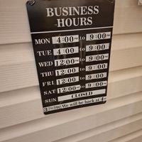 Hours at Sue's Thai Cafe in Panama City Beach