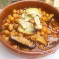 Guiso de garbanzos con setas at Terralma Cocina Viva in Madrid