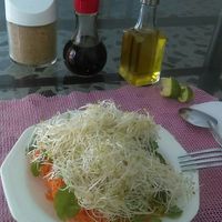 Entrada: ensalada at Comedor Vegetariano in Mexico City