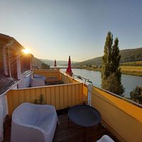 B at Hotel Nicolay in Zeltingen-rachtig