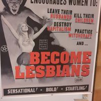 Inspiring bathroom art at Hotel Nicolay in Zeltingen-rachtig