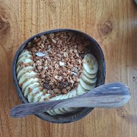Peanut butter smoothie bowl at Nasi and Beyond in Amed