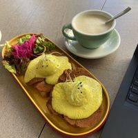 Vegan egg benedict   at Tranzit by Flow in Budapest