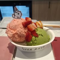Strawberry chilli salt & matcha scoop at Suga Rays in Melbourne