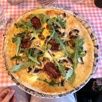 Pomodoro Pizza   at Österskär Restaurang Och Pizzeria in Stockholms Län