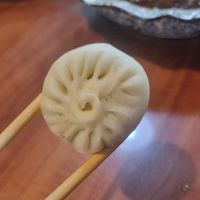 Vegetable bun at Shuiying Sky Su Restaurant - 水映天空素餐厅 in Chengdu