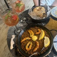 Sangria, Paella, „Chicken" Burger at Bubita Bar in Barcelona