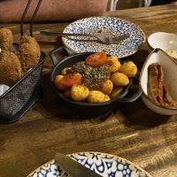 Nugget style fingers, crispy gnocchi and marinated tomatoes and tofu at Bubita Bar in Barcelona