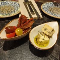 Marinated tofu and tomatoes at Bubita Bar in Barcelona