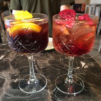 Jessica (left), Cleopatra (right)  at Bubita Bar in Barcelona