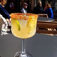 Frida: cava, lime & tequila, with a spicy touch at Bubita Bar in Barcelona