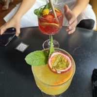 Mona Lisa (close) - 8/10, Salome (far) - 8.5/10  at Bubita Bar in Barcelona