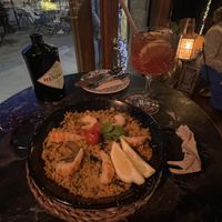 sangria salomè y seafood paella   at Bubita Bar in Barcelona
