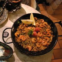 Vegan seafood paella at Bubita Bar in Barcelona