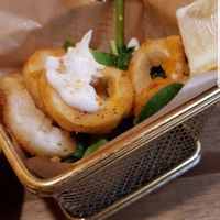 Vegan calamari 😍 sooooo good how do they do it at Bubita Bar in Barcelona