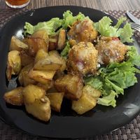 Funghi ripieni con patate al forno  at Veganda in Padua