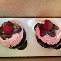 Hi Hat Chocolate Raspberry cupcakes 🤤  at Pushkin's Bakery in Sacramento
