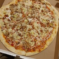 Vegan 20 in at Lazy Moon Pizza in Orlando