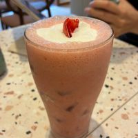 Strawberry milkshake at 善菓 Own Life in Taipei City