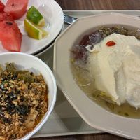 Tofu pudding in savory and sweet forms at VEGANala 旭穗蔬食 in Taipei