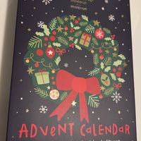 Calendrier de l’avent avec des pralines végétaliennes.  at Valentino in Région Wallonne