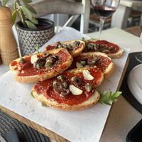 Bruschetta with tomato paste  at Glaronisia in Milos
