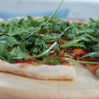 Rocket pizza without cheese at Carena Bar-Restaurant in Kefalonia