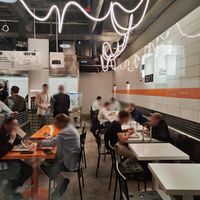 Seating at Mit&Ohne - HB Zürich in Zurich