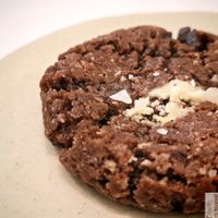 Chocolat cookie at Bakea in Paris