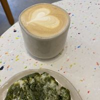 Cappuccino avoine  at Bakea in Paris