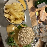 Joppie burger with garlic friess  at Bunte Burger Cologne in Cologne