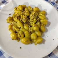 Gnocchi mit Pesto at Ristorante Alfredo in Lazio