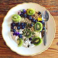 Sunshine bowl with cashew yogurt ❤️ at Kitchen Mouse in Los Angeles