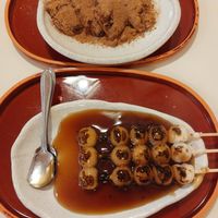 Mitarashi dango and Kinako Mochi at Kamo Mitarashi Chaya in Kyoto