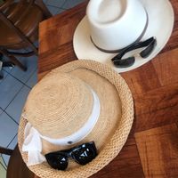 Waiting for meal at Under the Bodhi Tree in Pahoa