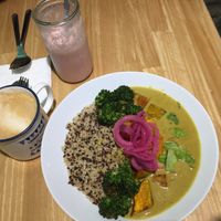 Coconut lemongrass tempeh curry with quinoa, latte, and pink dream smoothie  at Ooh Cha Cha - Zhongzheng District in Taipei