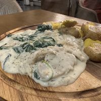 Seitan with spinach and potatoes   at Vegitalian in Salzburg