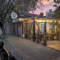 Outdoor Seating at Go! Momo Dumplings in Pichincha