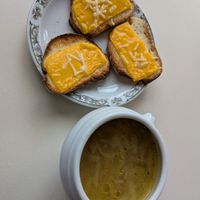  at Chat-Rivari Café in Paris