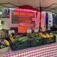 Produce vendor at Mentor Farmers Market in Mentor