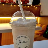 Caramel cookie milkshake at Tå-me Vegan Kitchen in Batumi