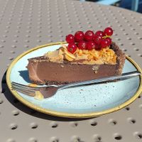 Vegan tart at White Bear Coffee Legnica in Województwo Dolnośląskie